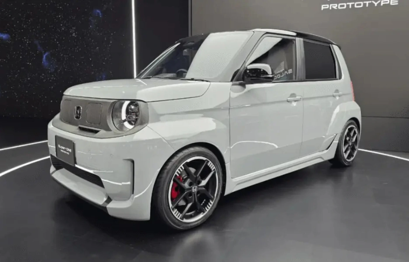 The Honda Super-ONE, a compact electric vehicle close to production, has been revealed.